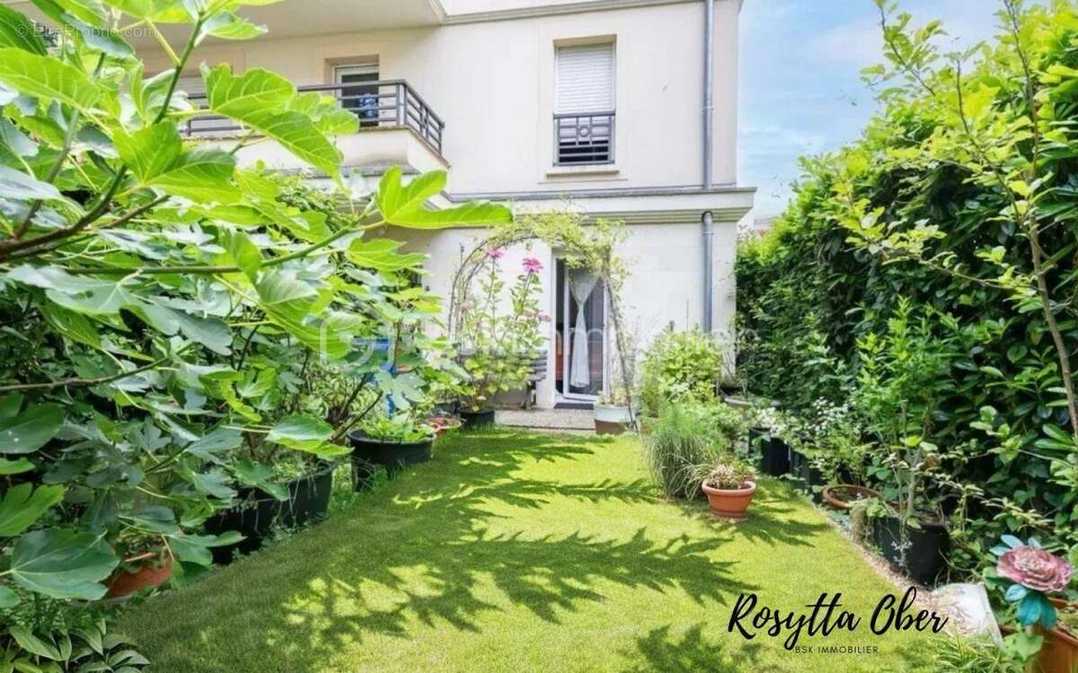 Appartement à LE PLESSIS-TREVISE