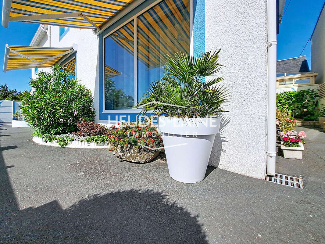 Maison à SAINT-PAIR-SUR-MER
