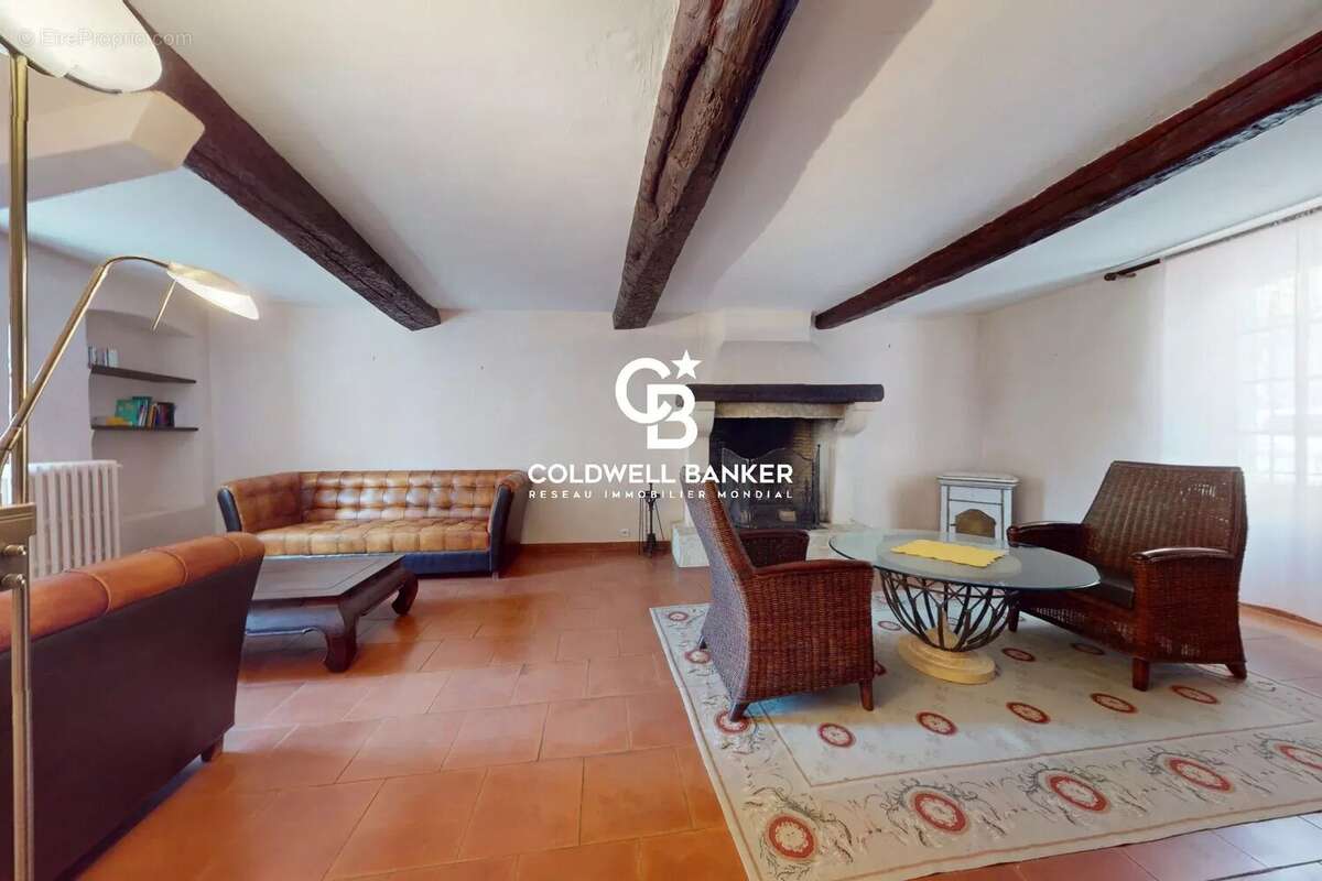 Appartement à GASSIN