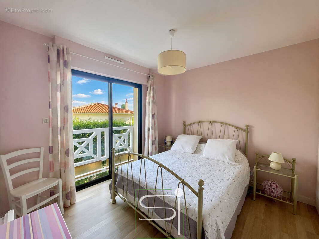 Royan   Pontaillac - appartement avec terrasse, garage et cave - photo 7