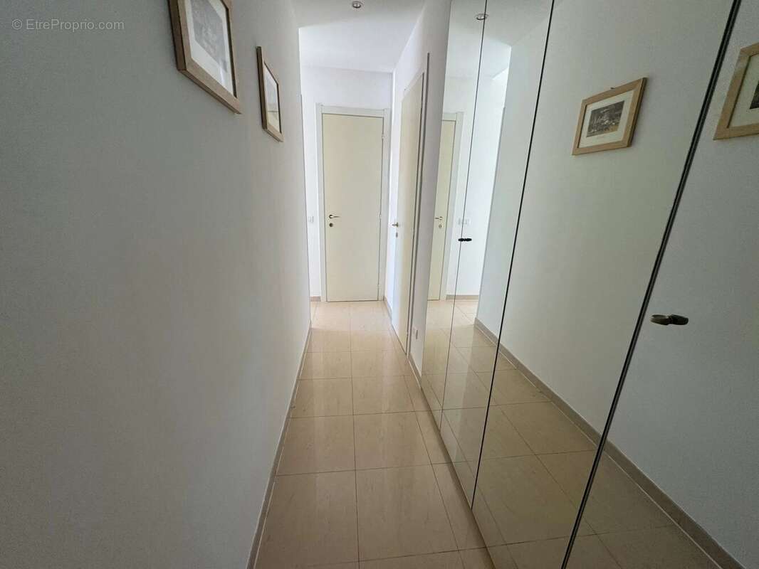 Rare dernier etage carre d'or / pietonne - photo 6