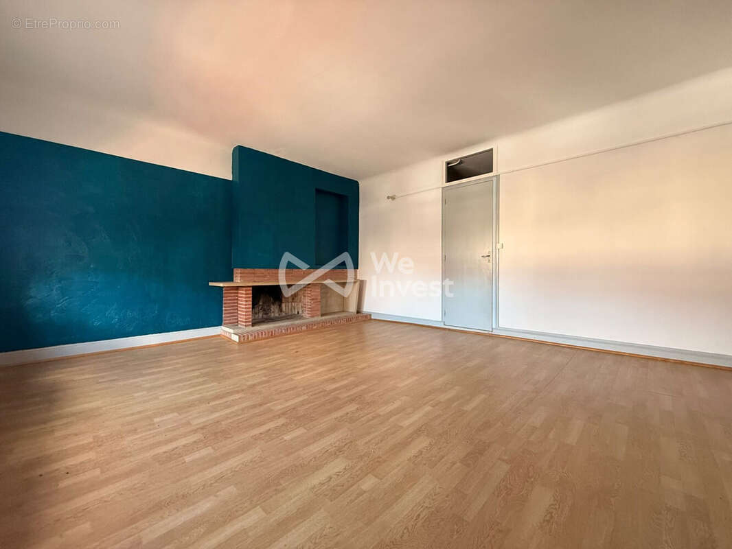 Appartement 320 m² à Stenay  - photo 6