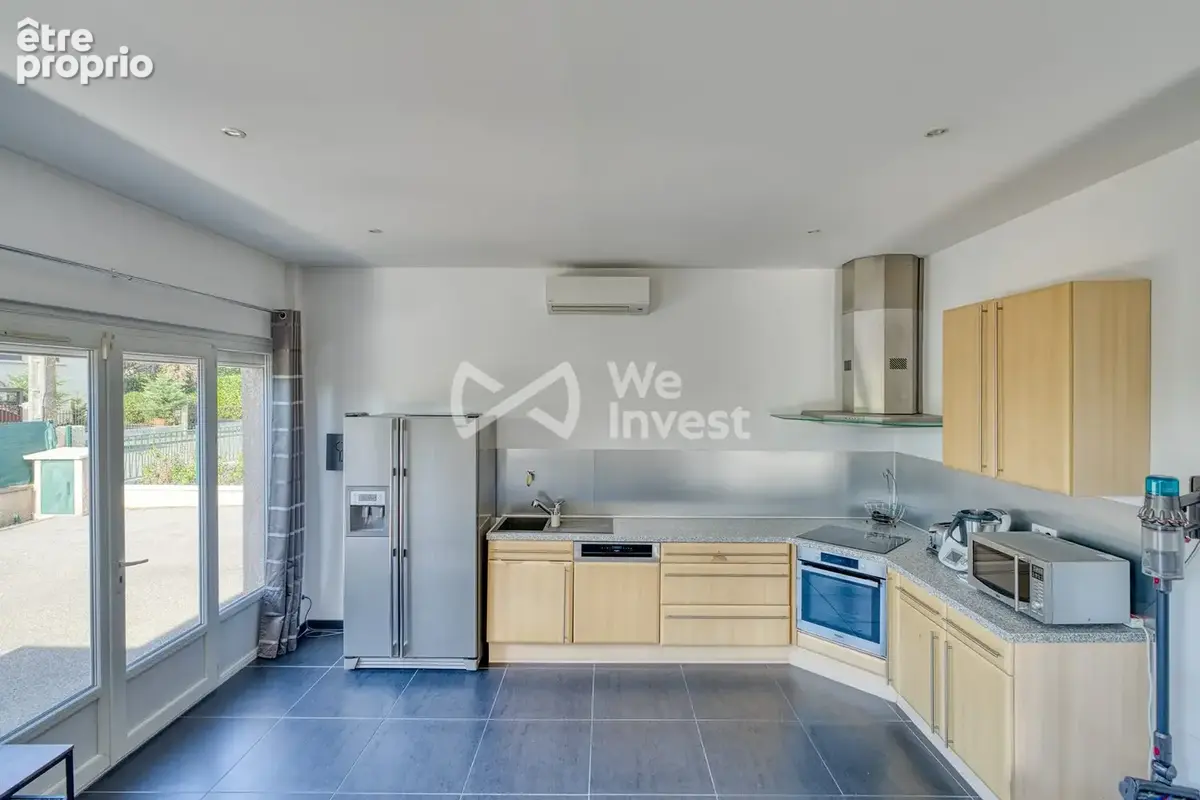 Maison 150 m² à Meyzieu  - photo 5