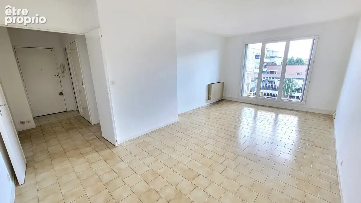 Appartement 2 pièces de 49 m2 avec balcon, cave et Parking – Chelles Gare - photo 4