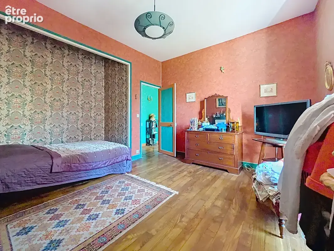 Maison en pierre 7 pièces à vendre - Saint-Aubin-d'Aubigné centre - photo 12