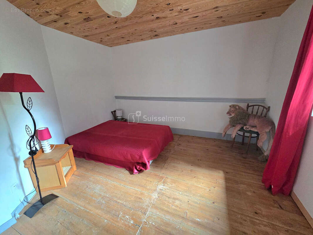Corps de ferme renove de 147m² sur terrain de 20 ares 199000 euros - photo 7