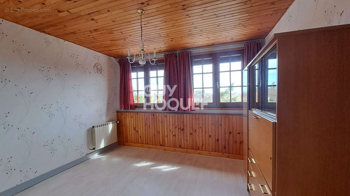 RUGLES - Maison familiale avec sous-sol complet - 4 chambres - photo 10