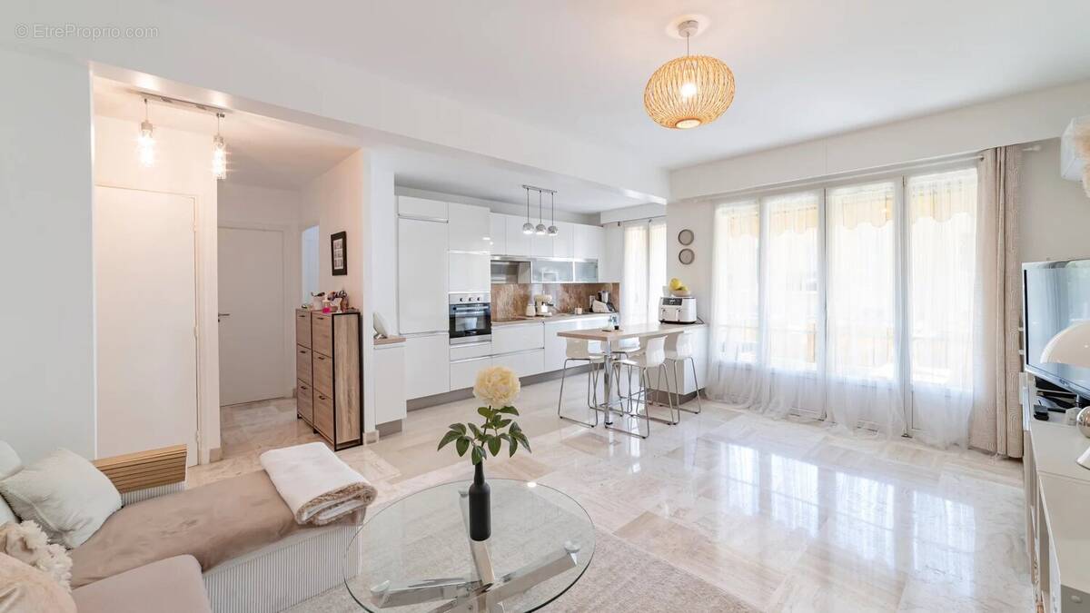 Appartement à NICE