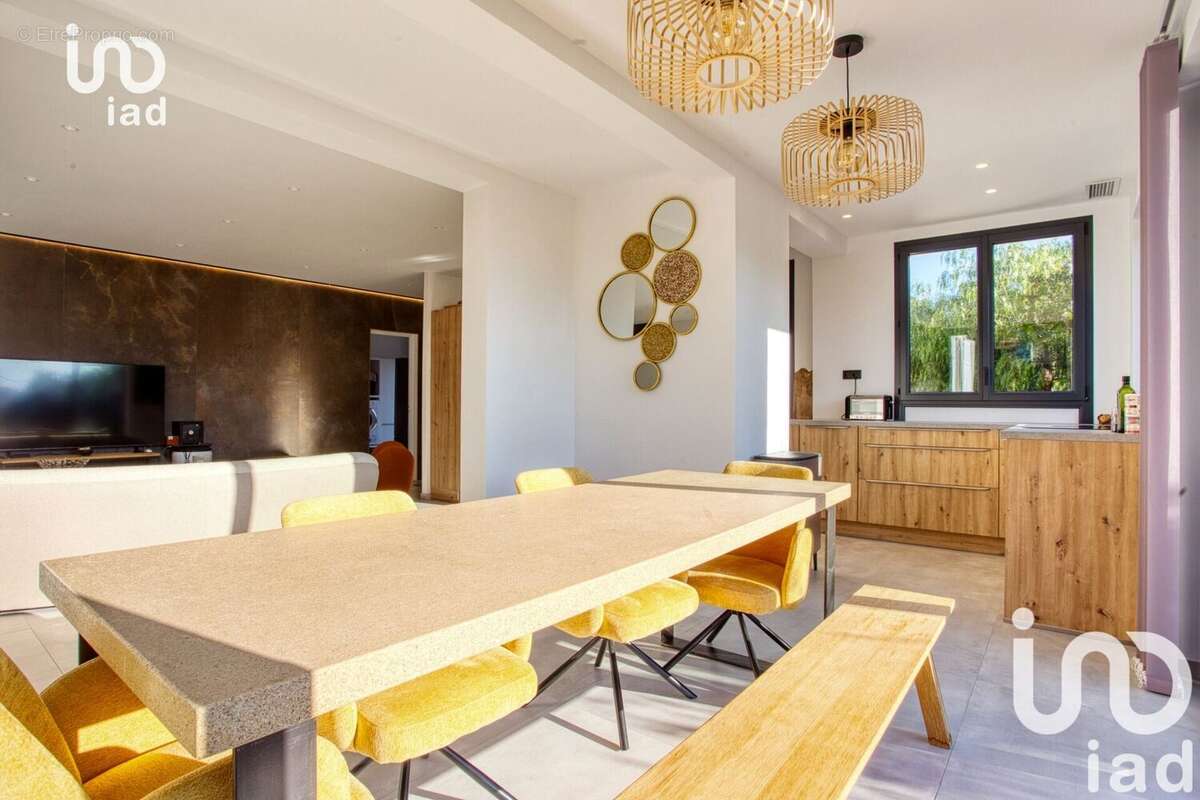 Photo 4 - Maison à ROQUEBRUNE-SUR-ARGENS