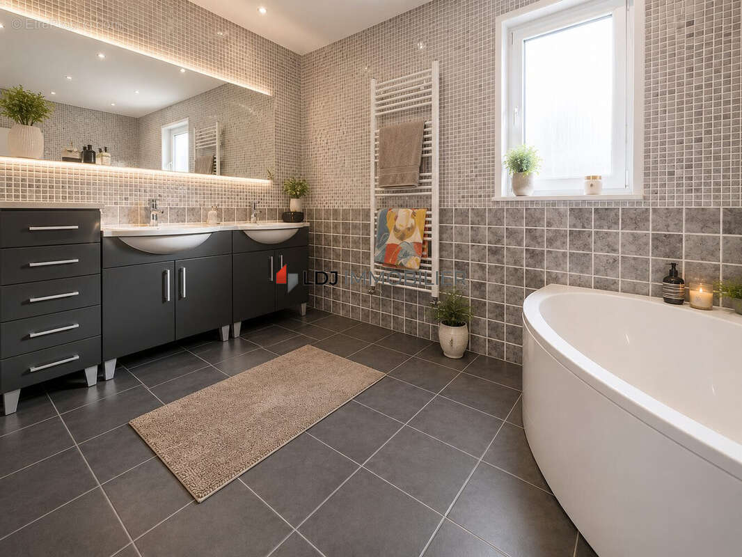 Maison 150 m² à Amelie-Les-Bains-Palalda  - photo 8