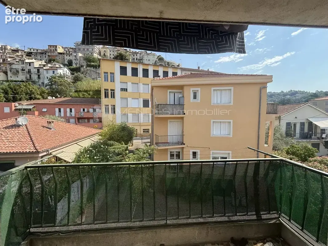 À vendre appartement trois pièces à contes - photo 7