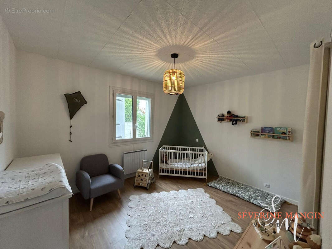 Maison à ROMANS-SUR-ISERE