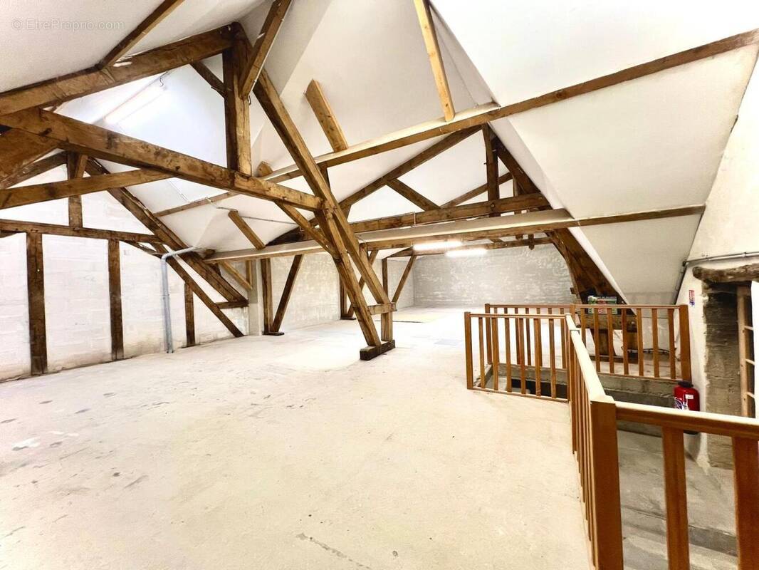 Photo 1 - Appartement à SAINT-AMAND-EN-PUISAYE