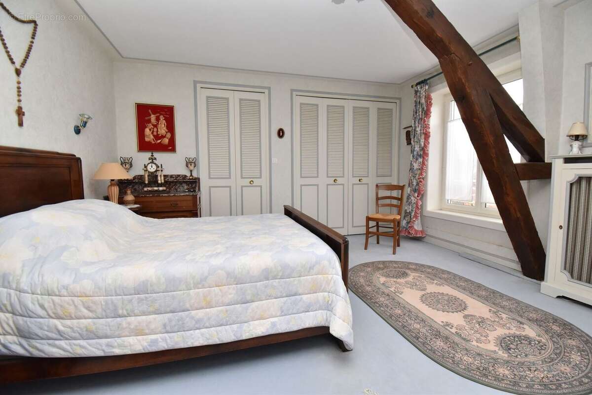 Maison à AVESNES-LES-AUBERT