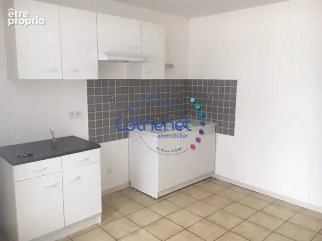 Appartement 207 m² à Saint-Denis-De-Cabanne  - photo 7