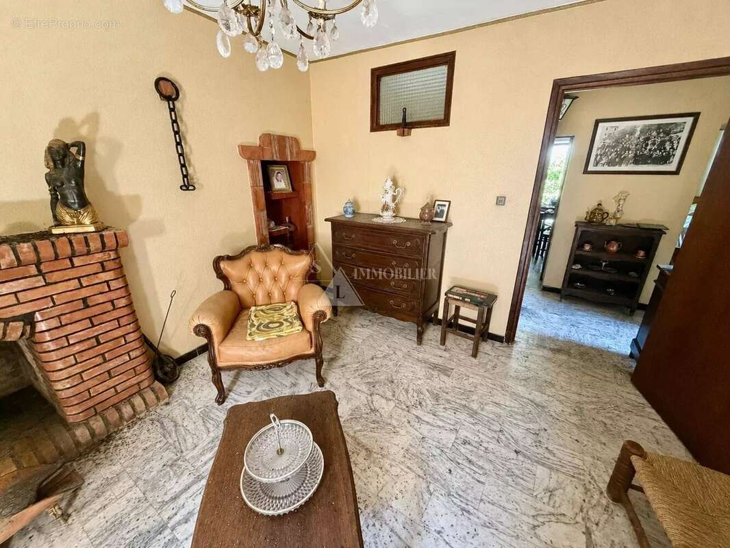 Maison de village a renover - toiture neuve - zoza - photo 5