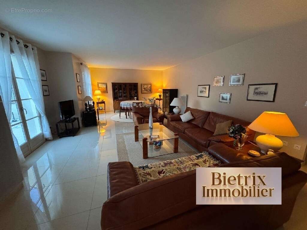 Maison à L'ISLE-ADAM