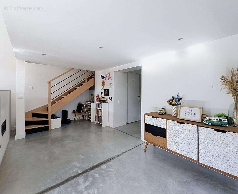 Maison 137 m² à Fontenay-Aux-Roses  - photo 6