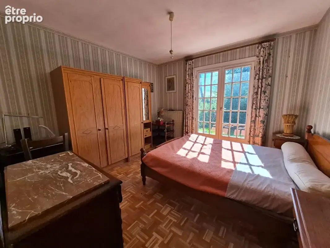 FONTAINE-LA-MALLET - Maison plain-pied 136 m² - 4 chambres - Grand jardin - Sous-sol complet - photo 8