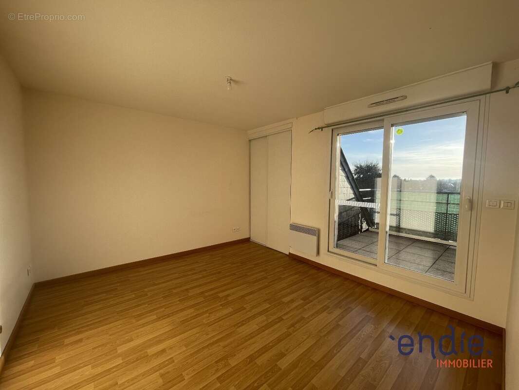 Appartement à BLERE