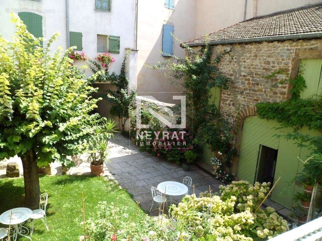 Appartement à NOLAY