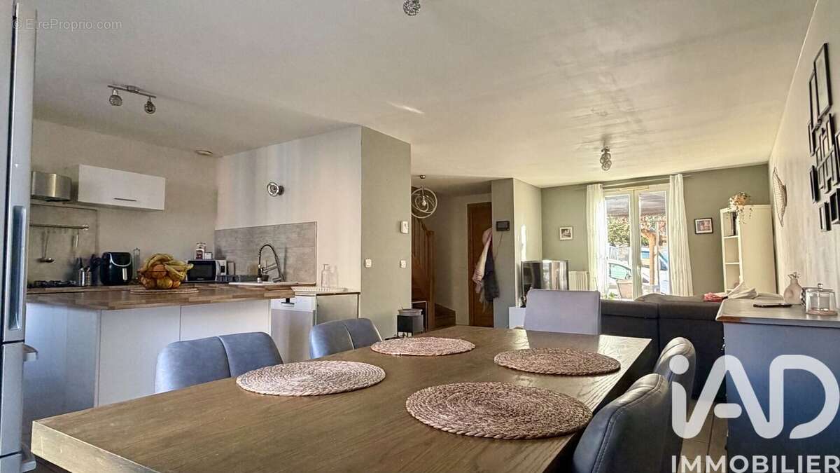 Photo 2 - Maison à MONTEUX