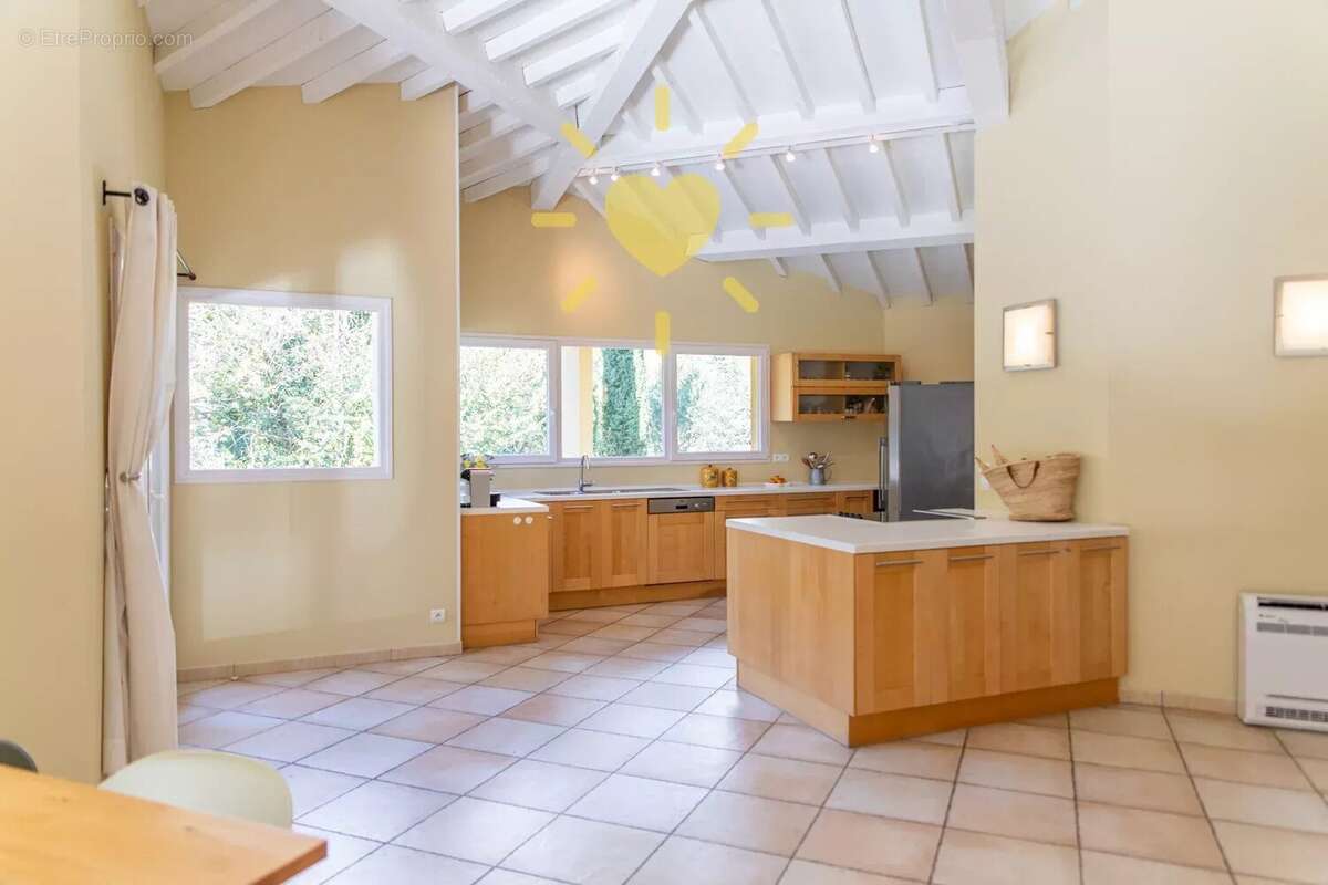 BARGEMON :  Villa Contemporaine- 6 pièces avec piscine chauffée - photo 12