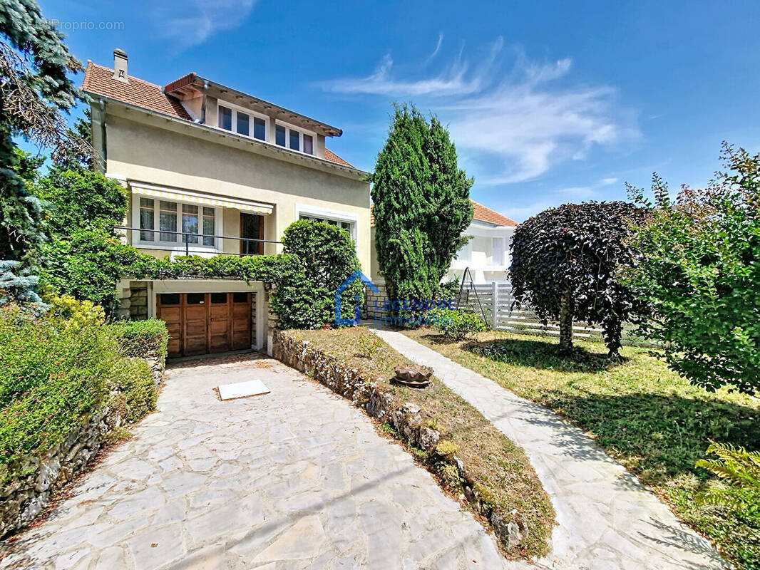 Maison à MONTIGNY-LES-CORMEILLES