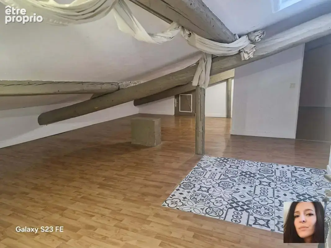 Appartement Vidauban 2 pièce(s) de 78m² entièrement rénové plus comble aménagé d'environ 30m² (80m² au sol) - photo 15