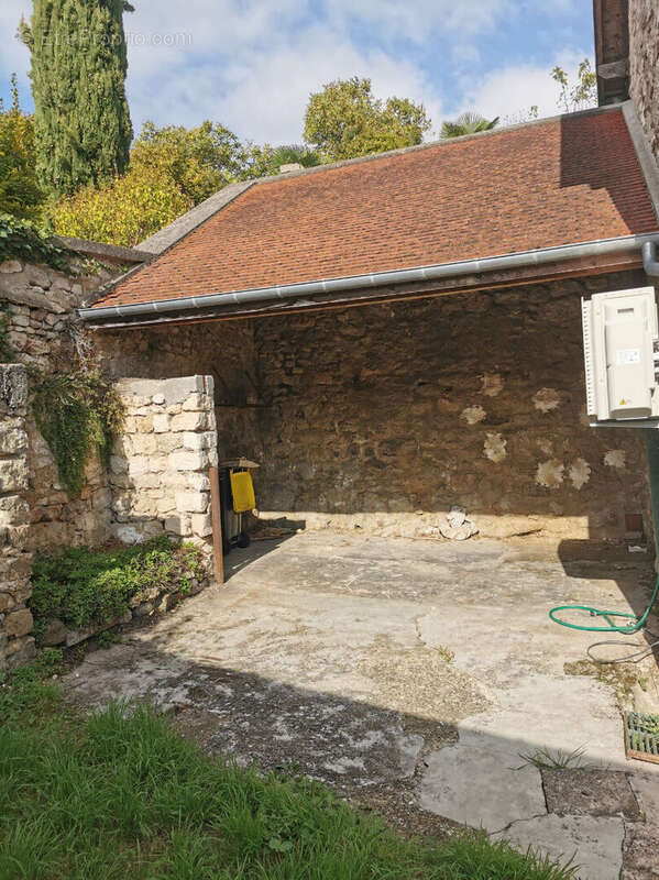 Maison à CHAMPAGNE-SUR-OISE