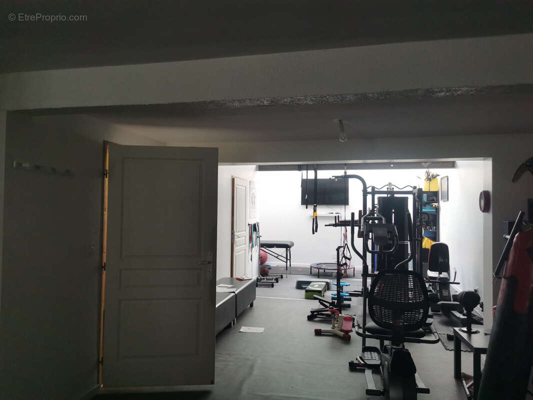 Commerce à DRAGUIGNAN