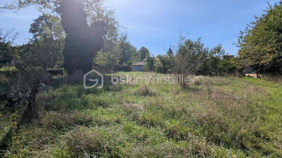 Maison à SALT-EN-DONZY