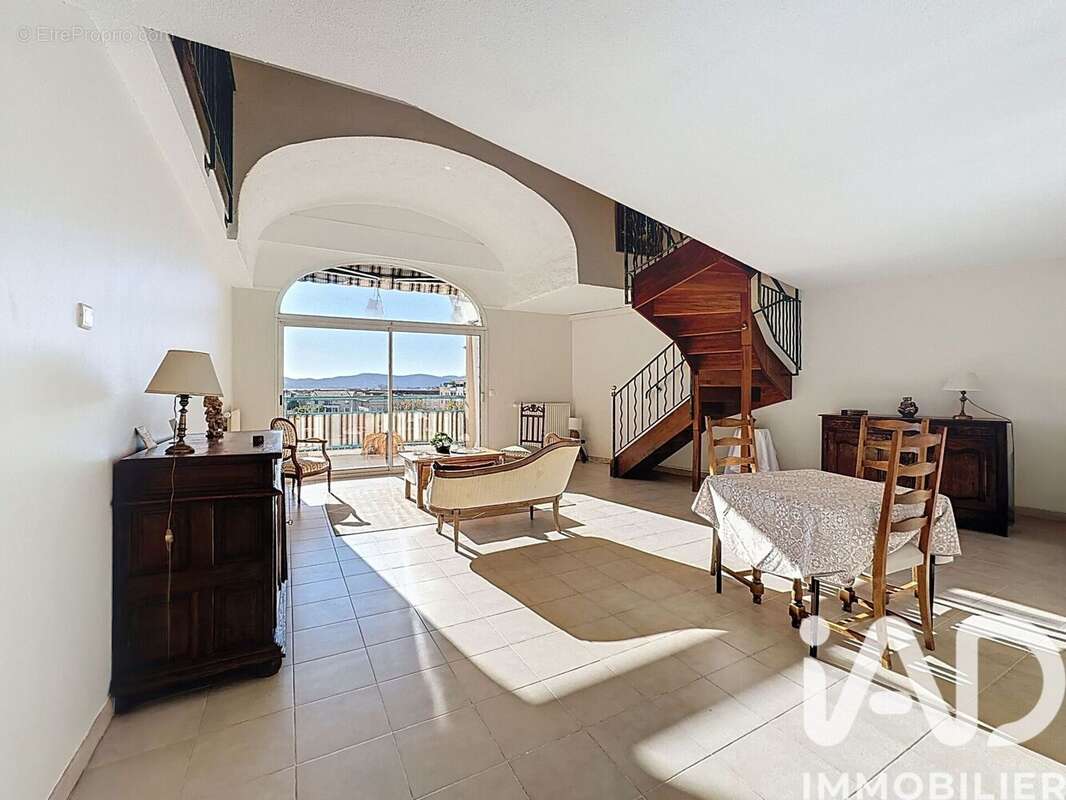 Photo 2 - Appartement à SAINT-RAPHAEL