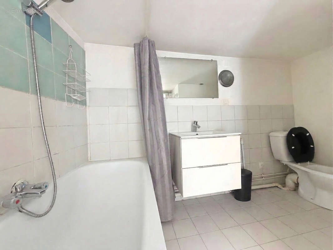 Appartement à PARIS-11E