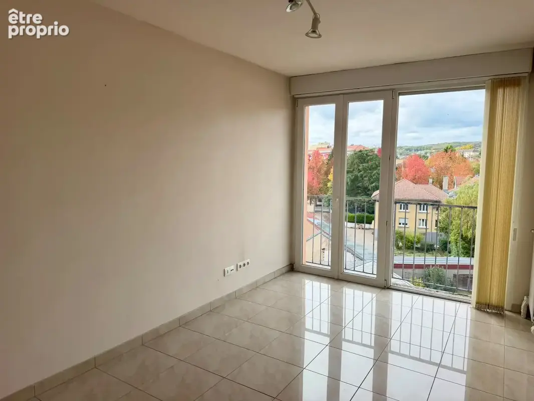 Vente - Belfort   Appartement 6 pièces de 113 m2, 4 chambres, cave et garage - photo 14