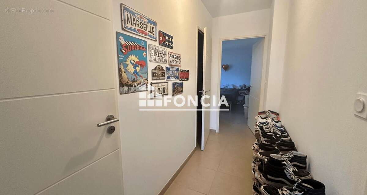 A VENDRE - CHARTREUX - Appartement récent T3 avec terrasse et box - photo 6