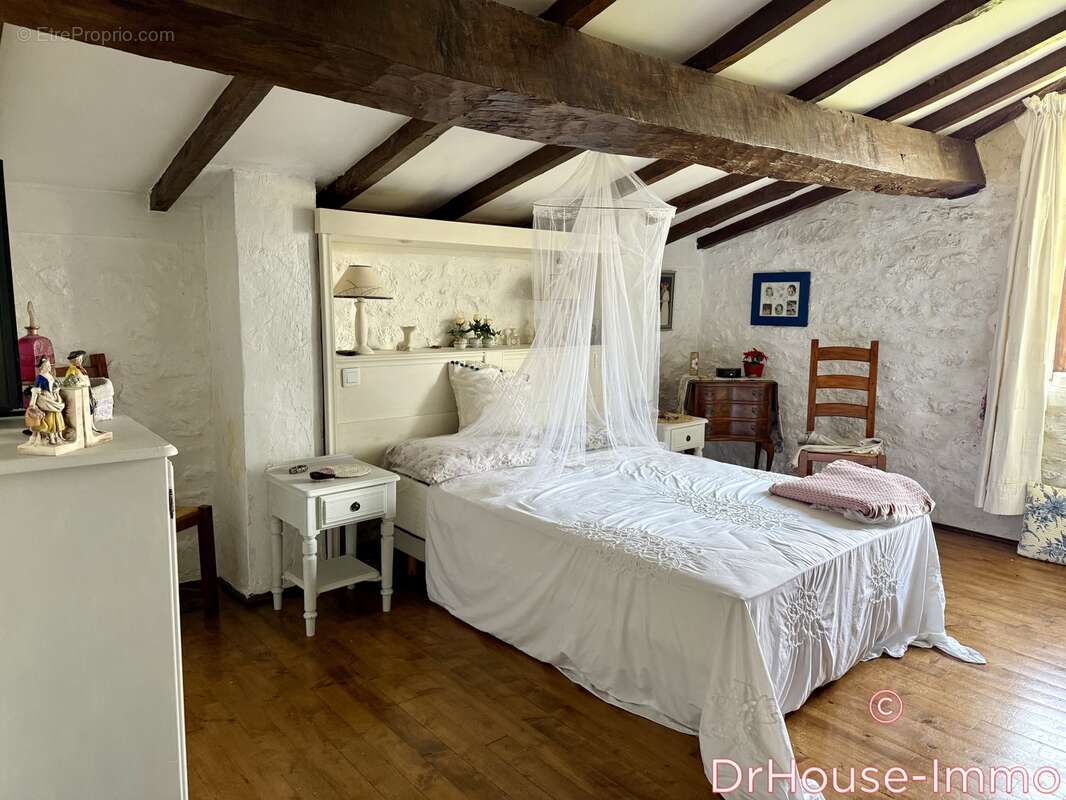 Maison à SAUVETERRE-DE-GUYENNE