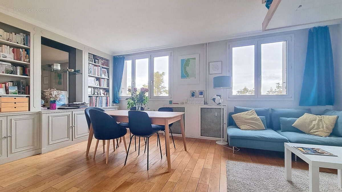 Appartement à PARIS-20E