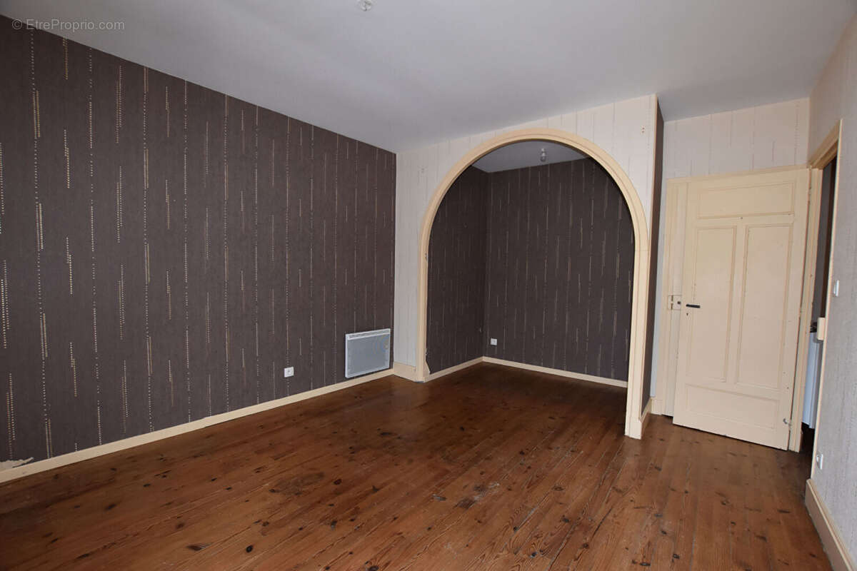 Maison à SAINT-MARTIN-D&#039;ESTREAUX