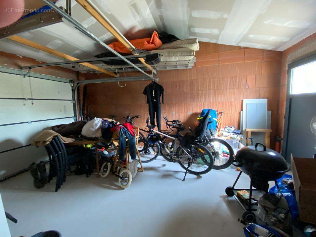 Maison à LES MATHES