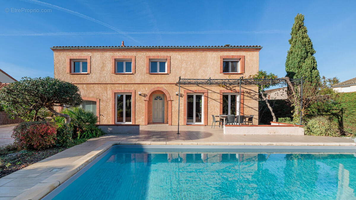 Maison à VILLENEUVE-TOLOSANE