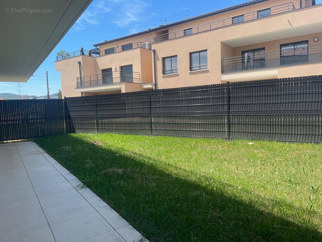 Appartement à VAUGNERAY