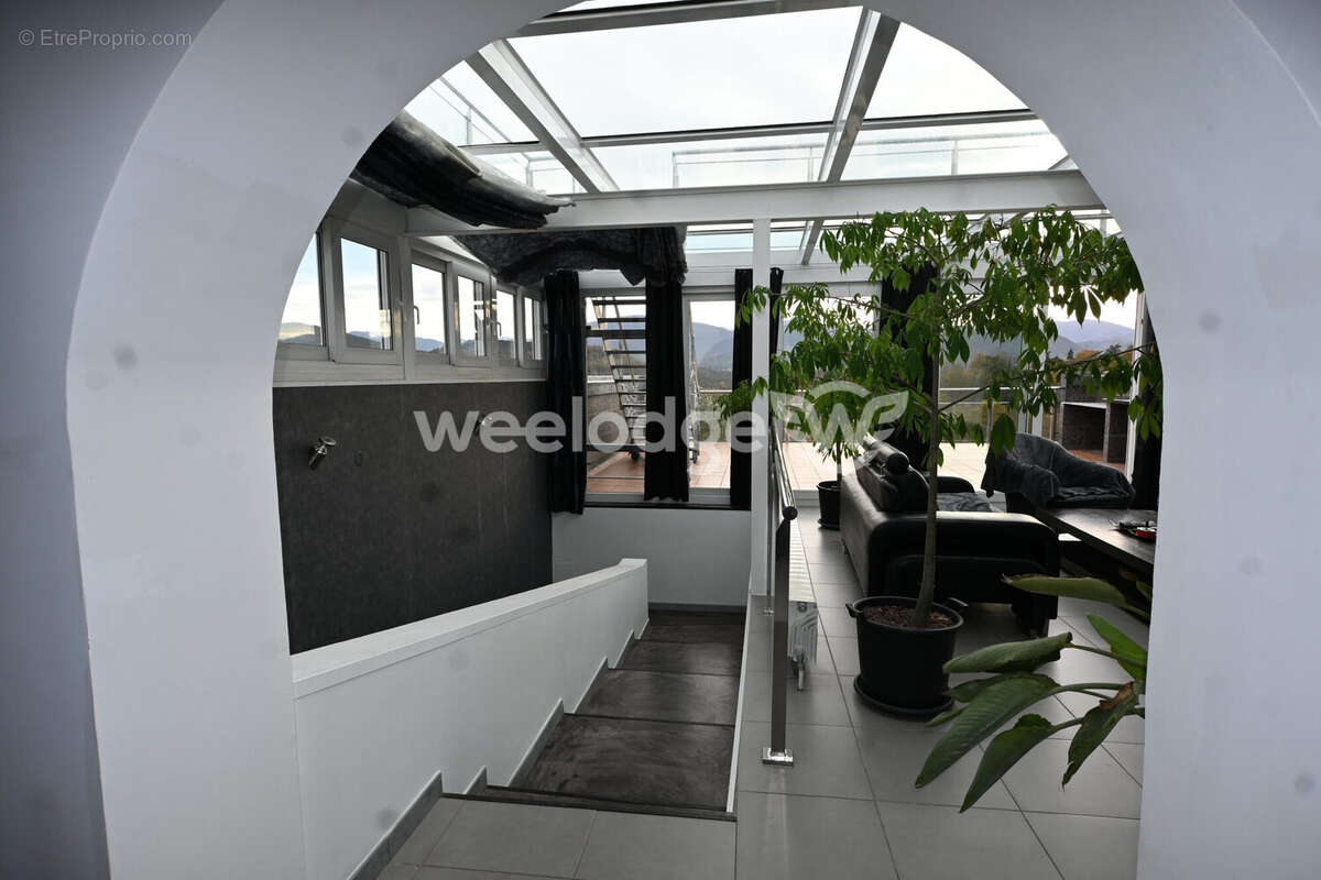 Maison à MONTREJEAU