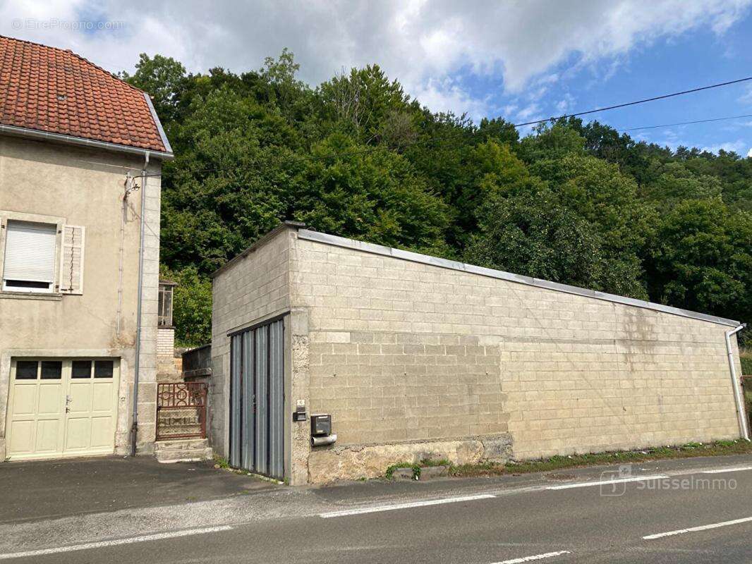 Maison A rénover pouvant accueillir votre habitation et votre activité professionnelle - photo 3