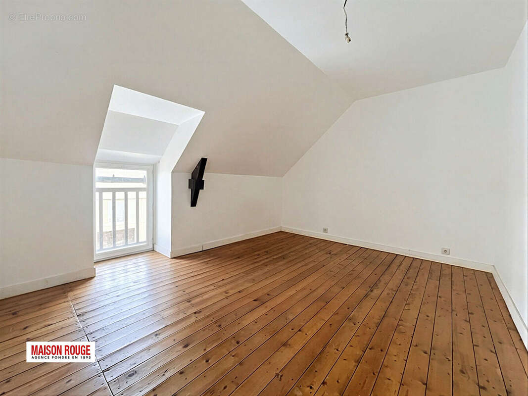 Maison à rénover avec studio indépendant ? Vildé-la-Marine à 100 m de la baie - photo 13