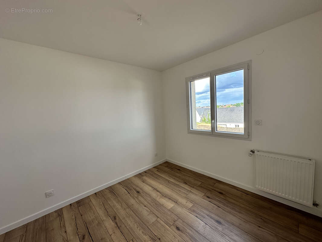 Maison à LA SUZE-SUR-SARTHE