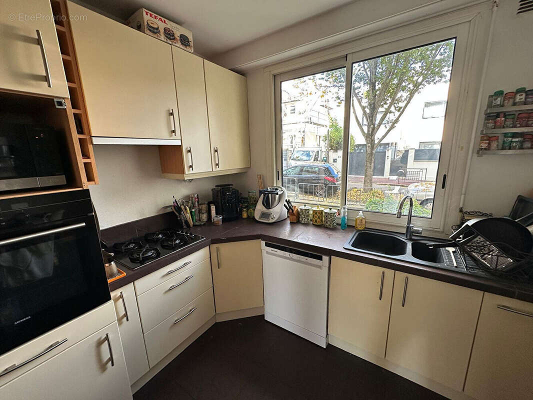 Appartement à SURESNES