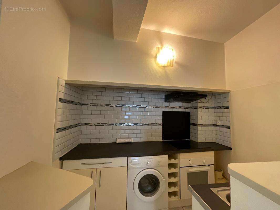 Appartement à CAZERES