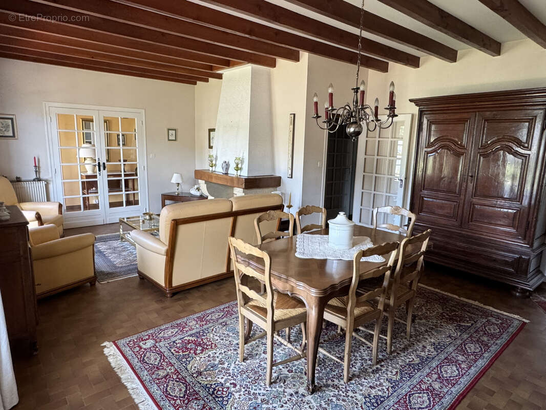 Maison à CASTELJALOUX