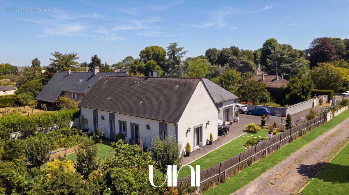 Maison 6 pièces de 186 m2 plain pied sur une terrain de 1000 m2 - Ryes - photo 9